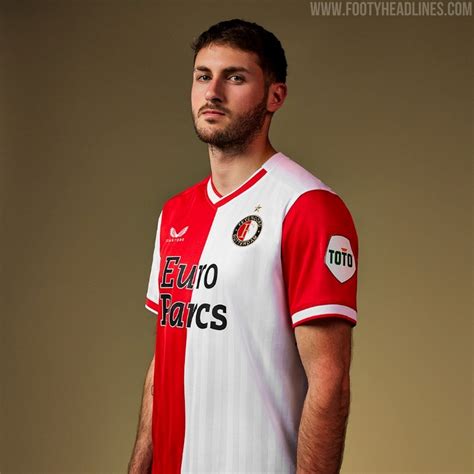 castore feyenoord 3 kit.